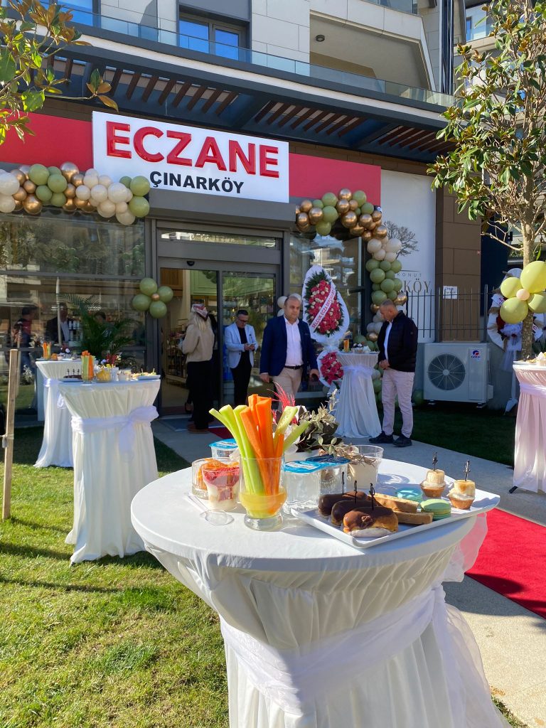 Kokteyl Organizasyonu Kampanyası – 100 Kişilik Profesyonel Catering Hizmeti
