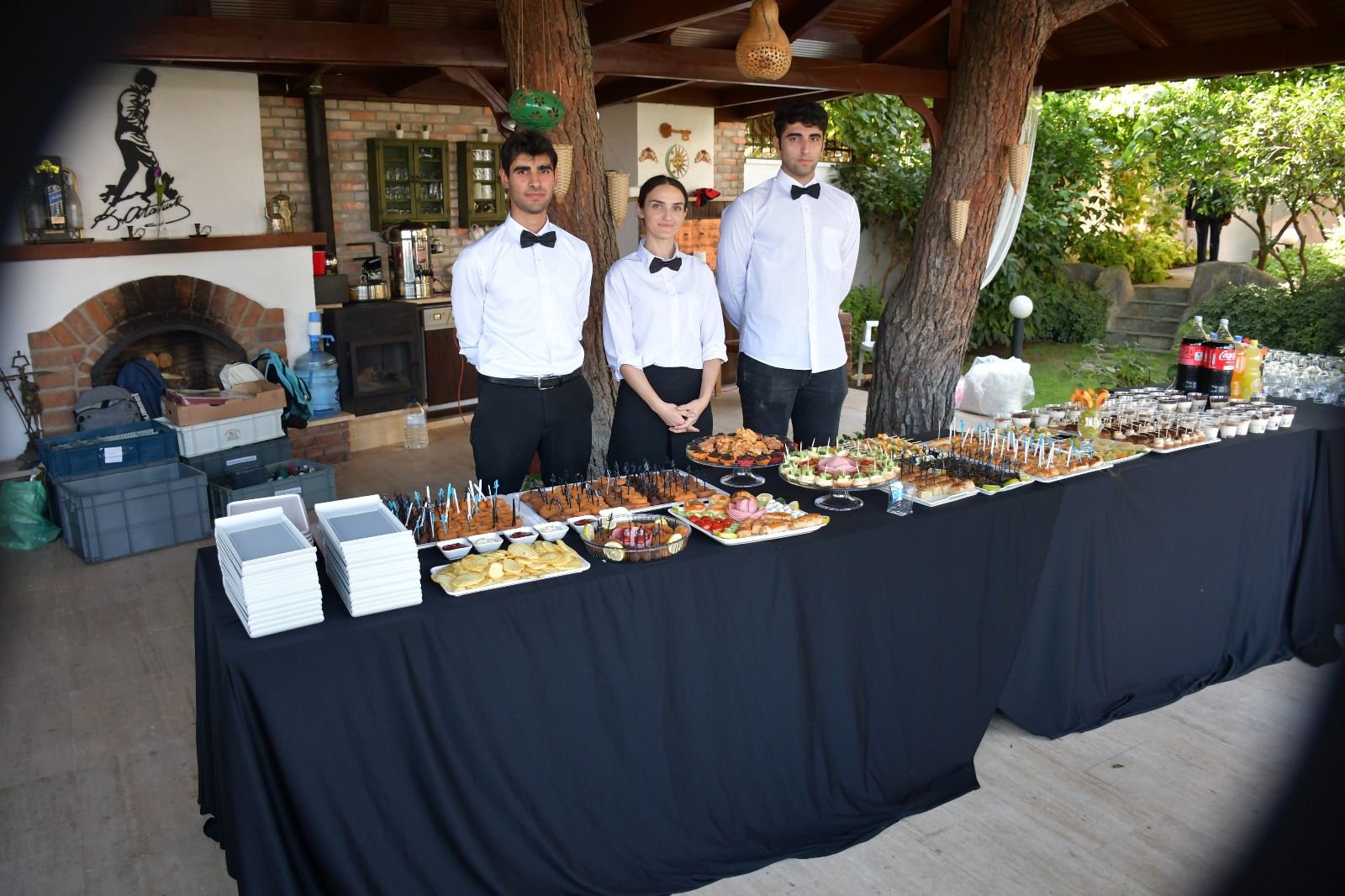 Evde Catering Organizasyon: Misafirleriniz Gelmeden Düzeni Kurup Rahatça Ev Sahipliği Yapın