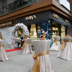 Evde Yetişkin Doğum Günü Organizasyonu | 100 Kişilik Kokteyl ve DJ’li Şık Parti Paketi – 40.000 TL