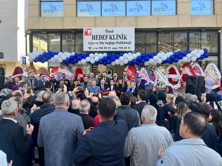 Açılış Organizasyonu Nasıl Planlanır? Misafirlerin Hemen Fark Ettiği Profesyonel Detaylar ✨
