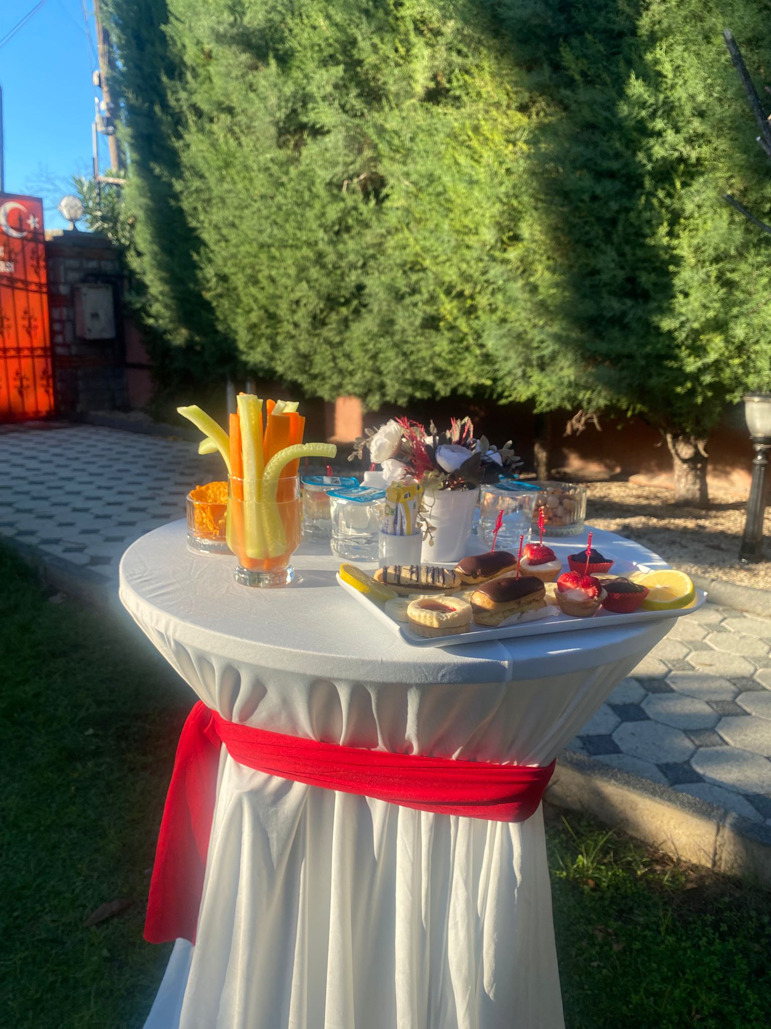100 Kişilik Kokteyl Fiyatları | Açılış, Nikah, Nişan Davetleri İçin Hemen Teklif Al