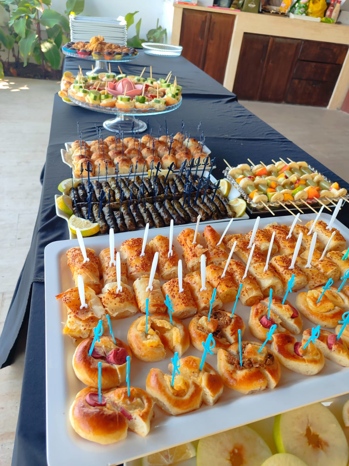 Kokteyl Catering Hizmeti Seçim Rehberi | 2026 Fiyatları, Paketler ve Profesyonel Tavsiyeler