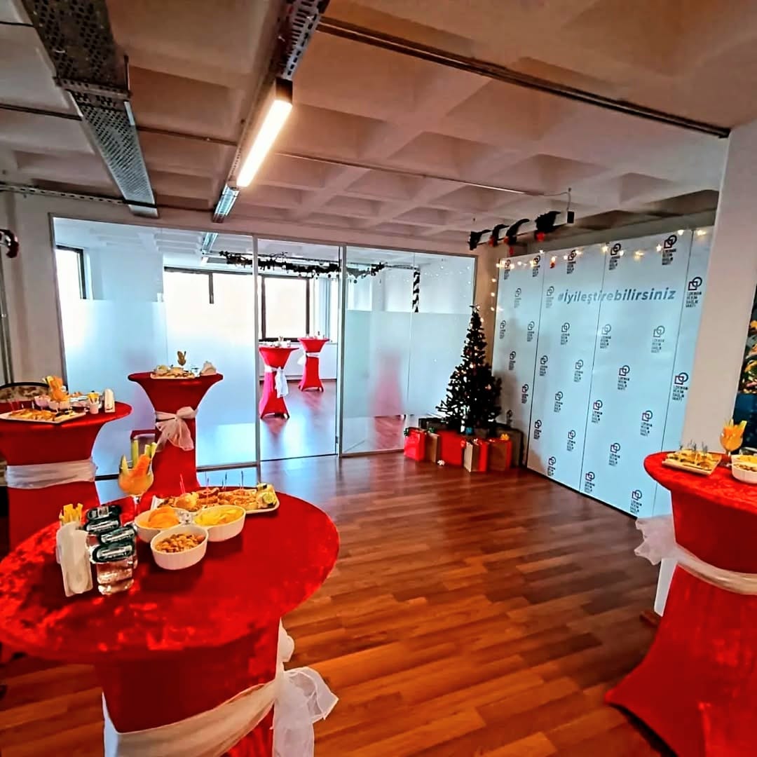 İstanbul Catering Fiyatları 2026 | Davet ve Organizasyonlar İçin Güncel Menü ve Paketler