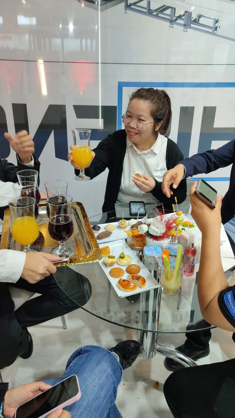 Fuar Catering Rehberi Standınızda Şık Sunum ve Hızlı Servis Düzeni Kurmanın Anahtarıdır