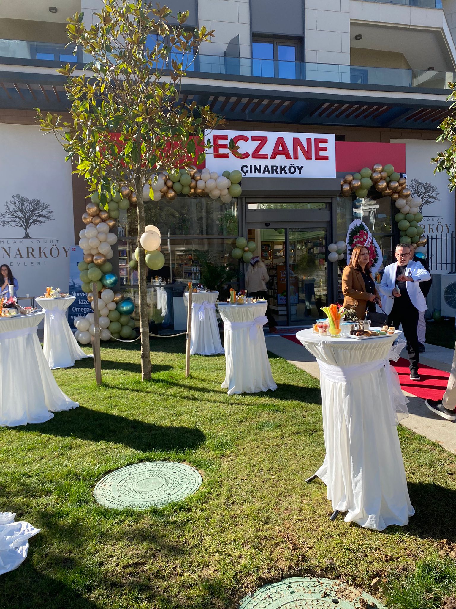2026 Eczane Açılış Organizasyonu Fiyatları ve Kokteyl İkram Paketleri