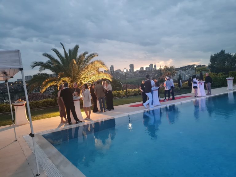 Villada Prestijli Parti Organizasyonu ile Özel Anlarınızı Taçlandırın